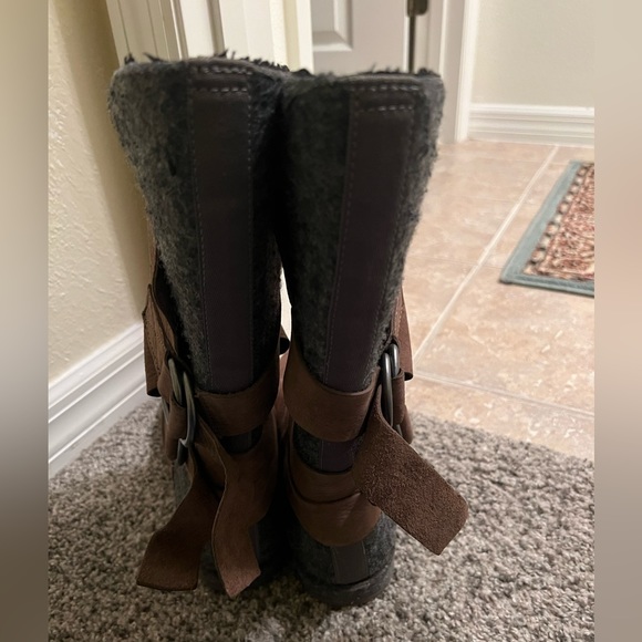 Final Mega Sale!! Sorel Leather & Boiled Wool Heavy-Duty yet Stylish Boots! - Picture 6 of 8